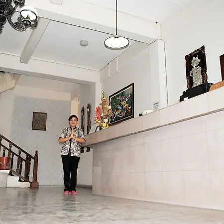 Warna Kedaton Hotel And Meeting